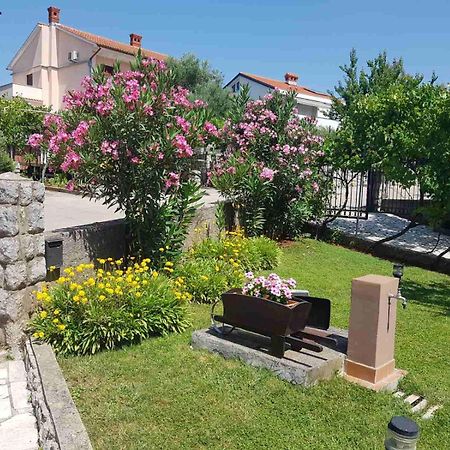 Apartments Mira Krk クルク エクステリア 写真