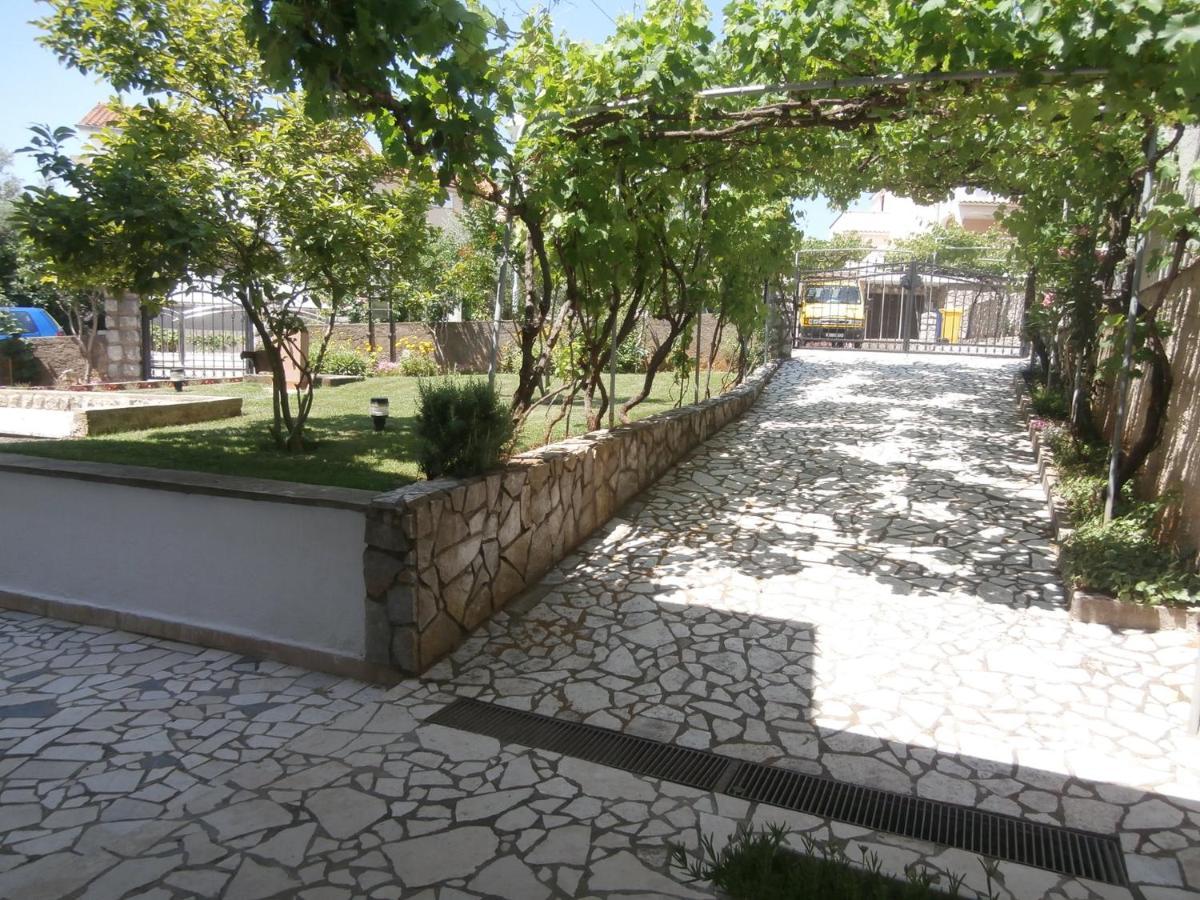 Apartments Mira Krk クルク エクステリア 写真