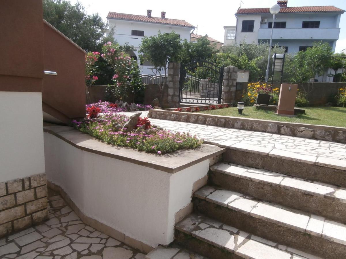 Apartments Mira Krk クルク エクステリア 写真