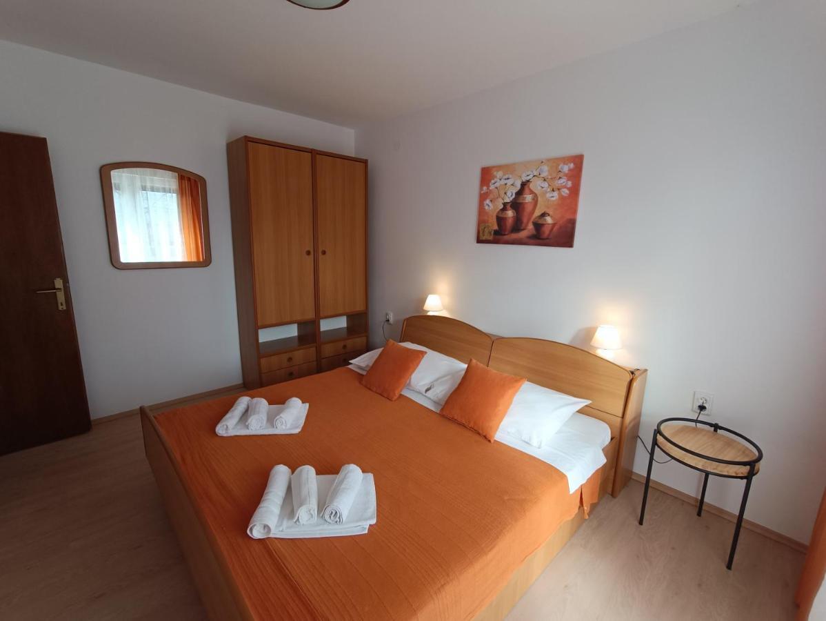 Apartments Mira Krk クルク エクステリア 写真