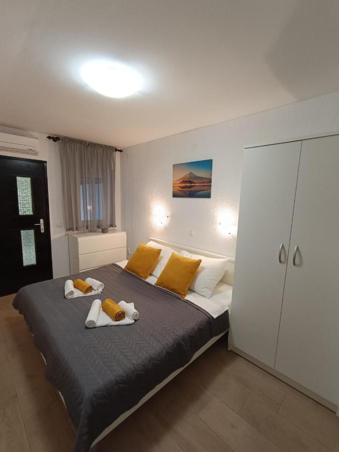 Apartments Mira Krk クルク エクステリア 写真