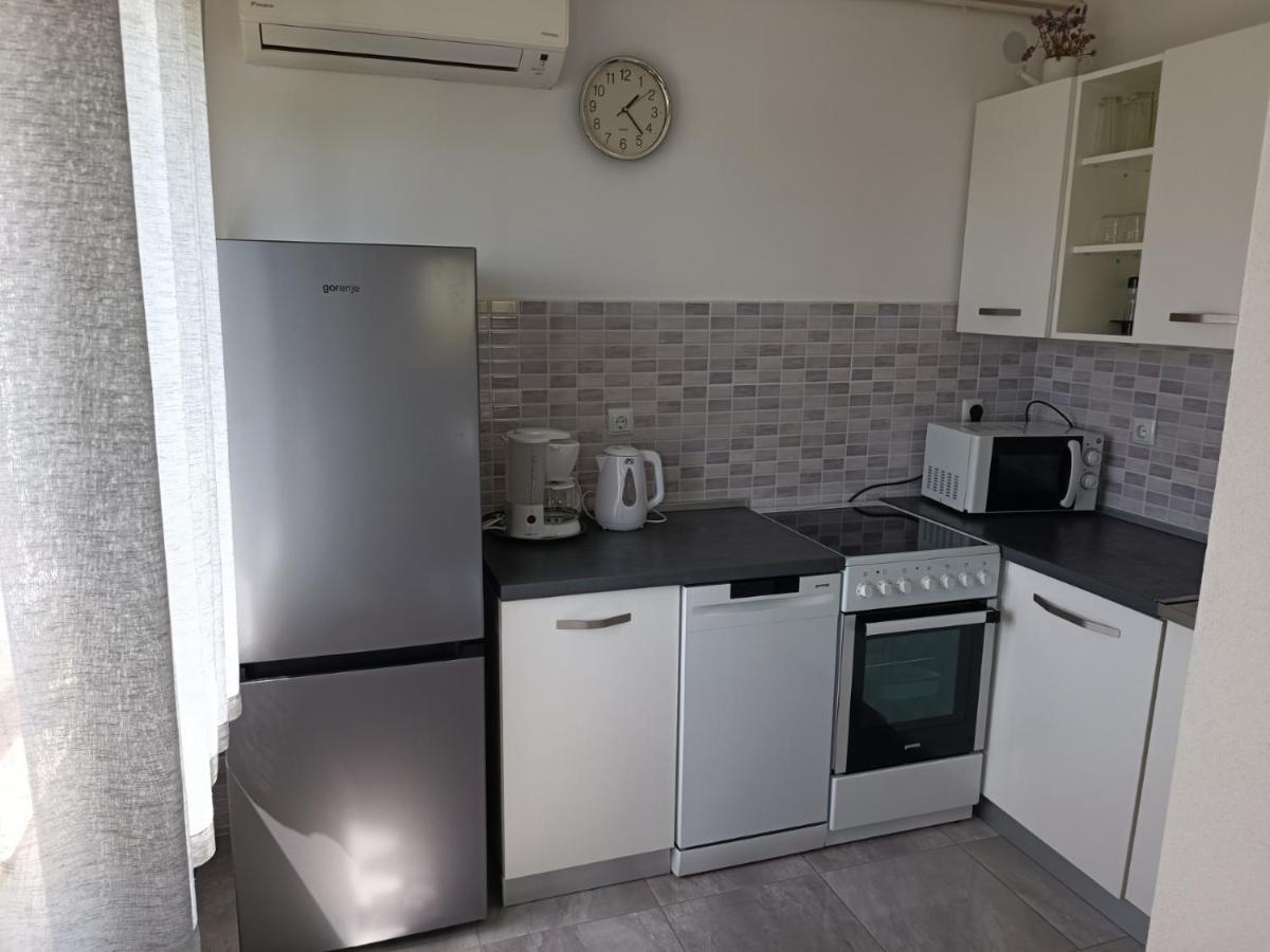 Apartments Mira Krk クルク エクステリア 写真